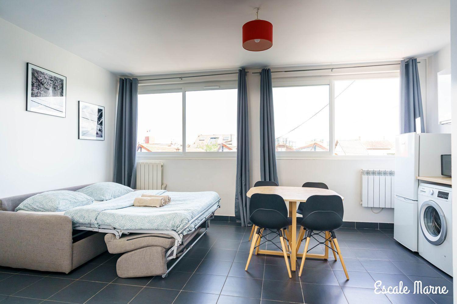 Escale-Marne Fr - 202 - Free Parking - Free Luggage Storage - All Equipped - Linen Included - Washing Machine - 10Mn Walk Metro 8 - Rer A - Panoramic View - From 1 To 14 Guests Maisons-Alfort Zimmer foto